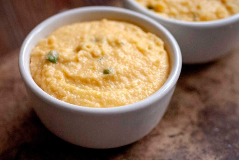 Jalapeño cheese grits