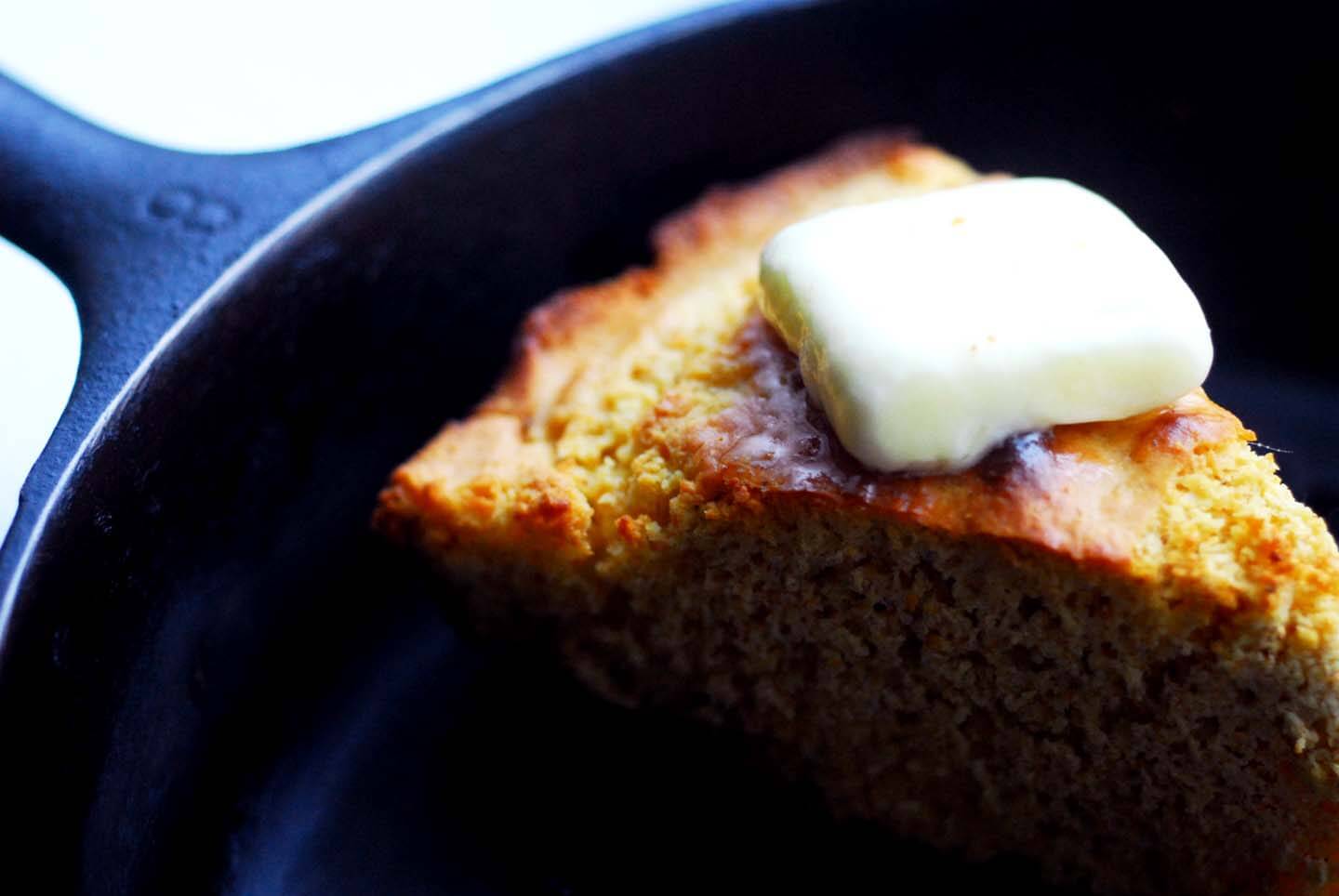 Vintage Cast Iron Cornbread Pan - Heirloomed