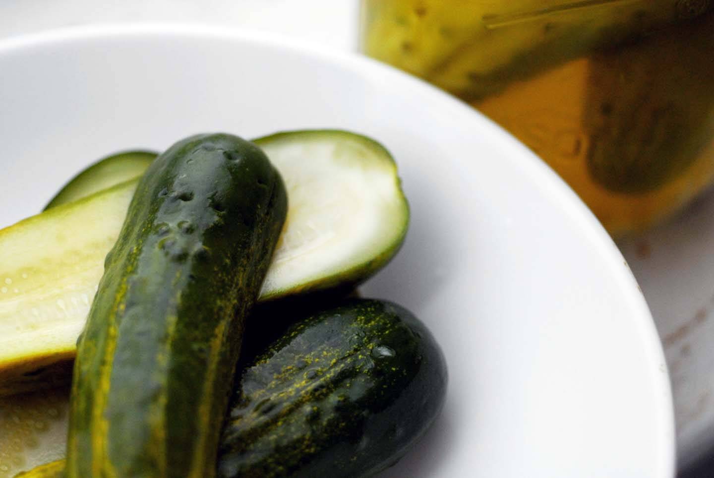 Refrigerator dill pickles DSC 5368