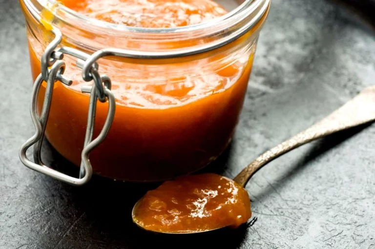 How to make apricot jam