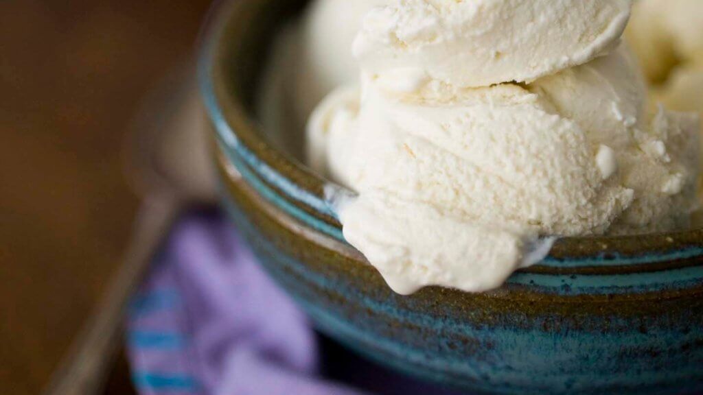 Honey lavender ice cream DSC1745