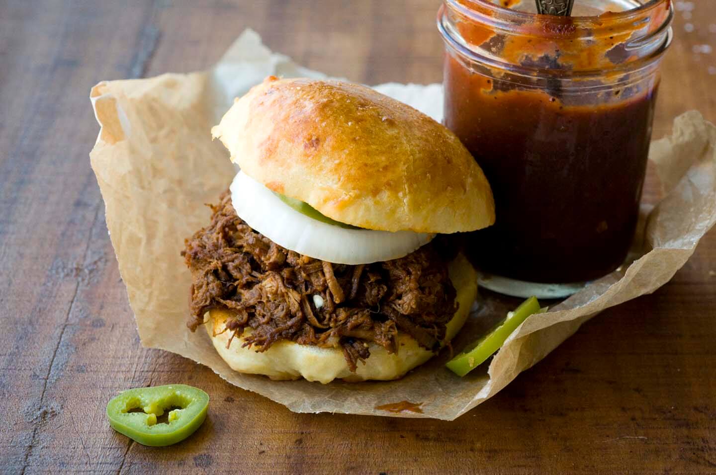 Chopped beef sandwich with a spicy barbecue sauce DSC8696