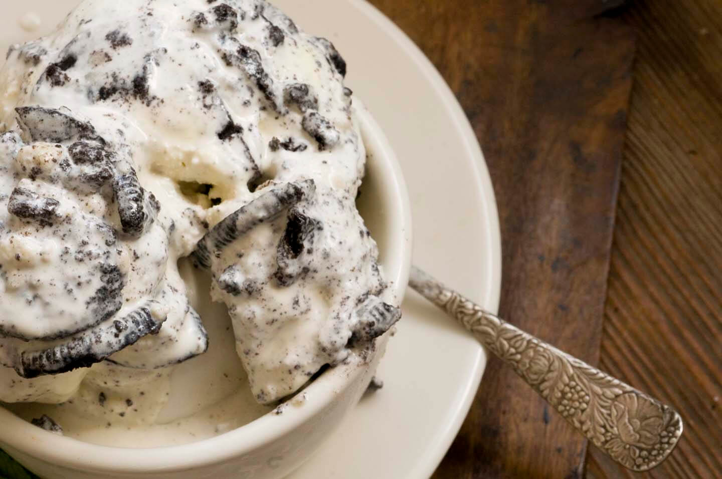 Mint chocolate cookies and cream ice cream | Homesick Texan