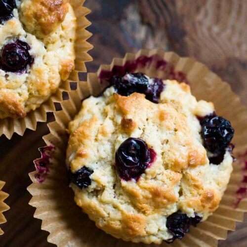 Blueberry lime oatmeal muffins DSC9309