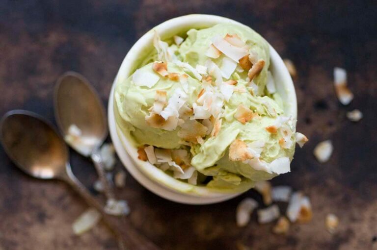 Avocado-coconut ice cream