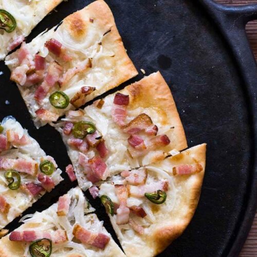 Tarte flambee with bacon and jalapenos DSC3454