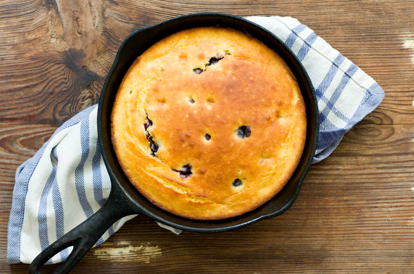 Blueberry cornbread DSC2080