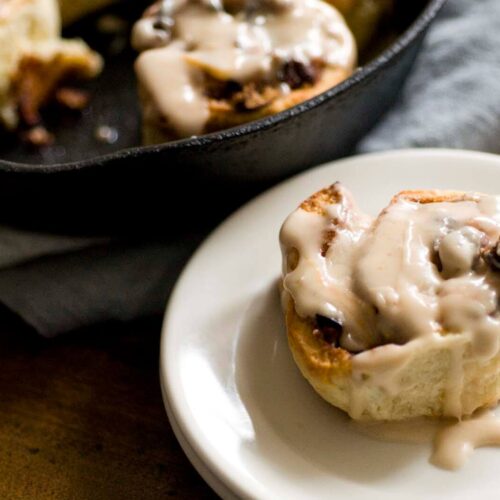 Bacon pecan cinnamon roll biscuits DSC4629