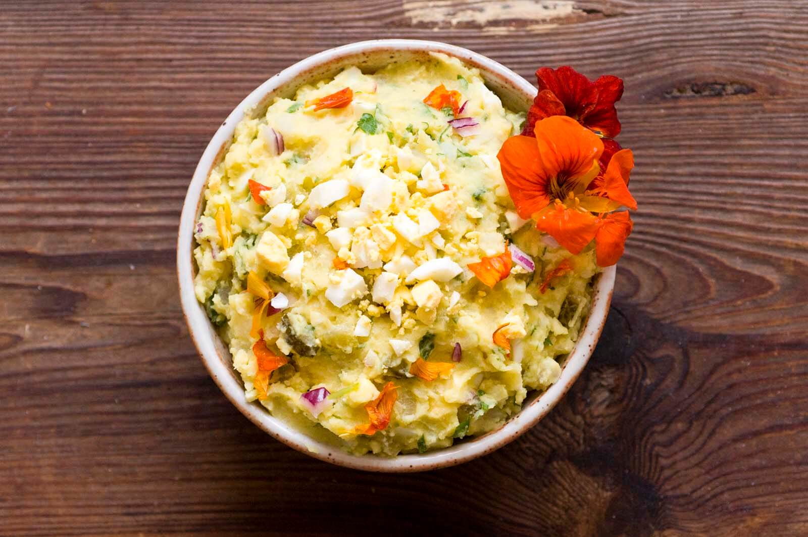 Texas potato salad with nasturtiums DSC5347 1