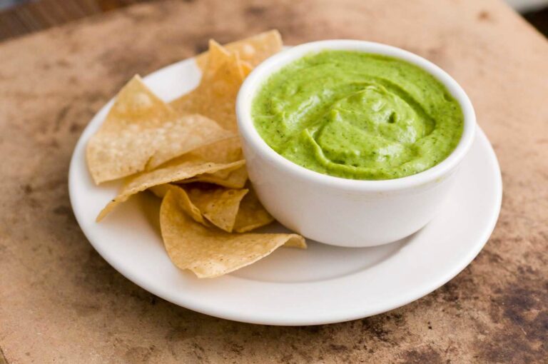 Green chile creamy avocado salsa