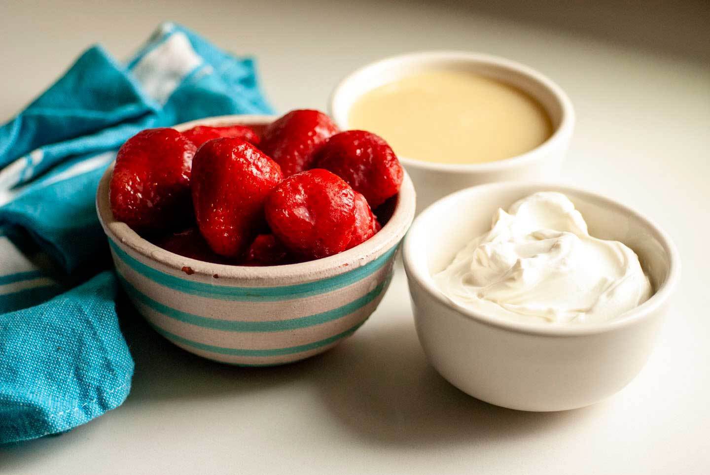 Strawberry frozen yogurt | Homesick Texan