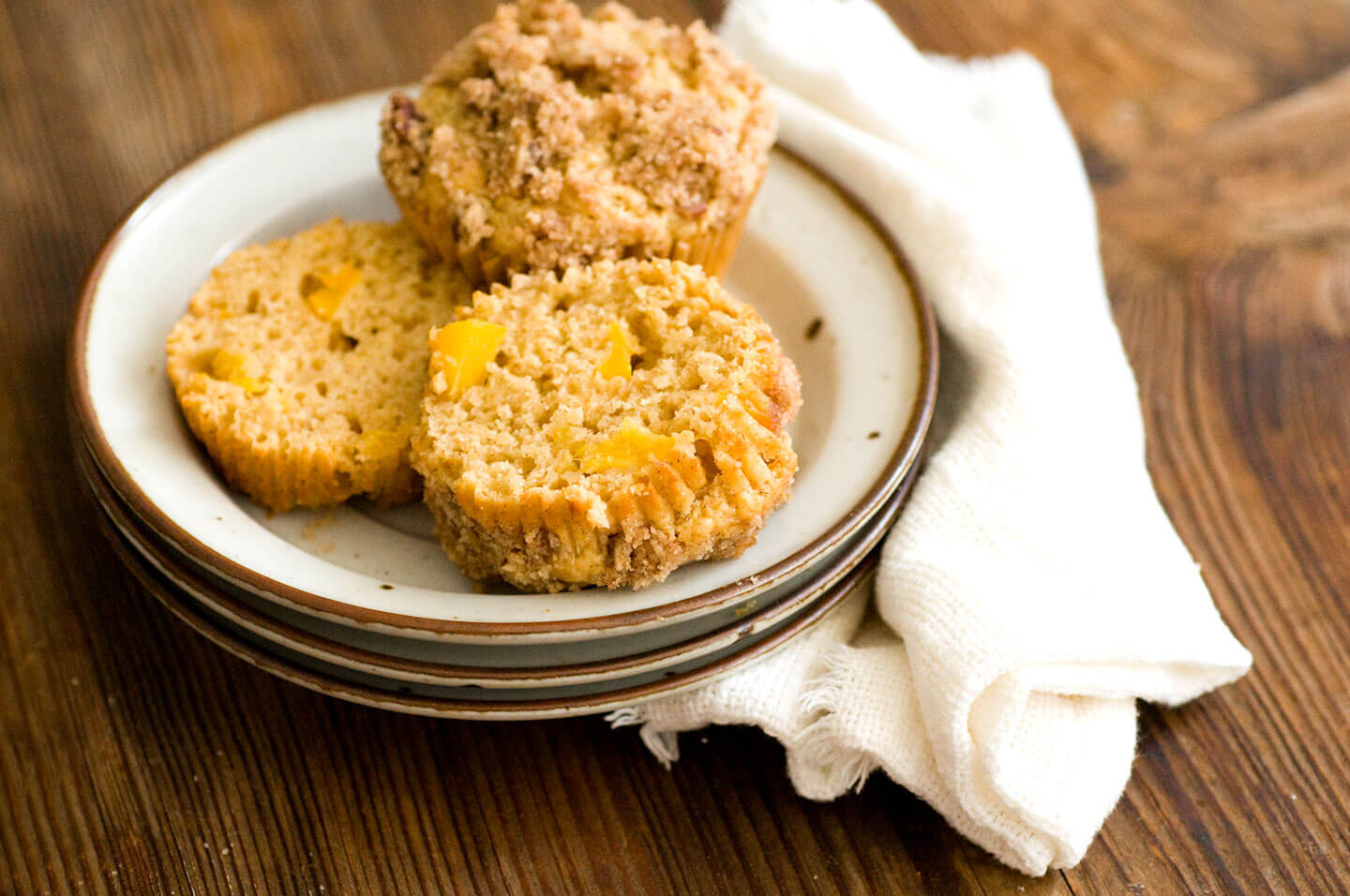 Peach streusel muffins | Homesick Texan
