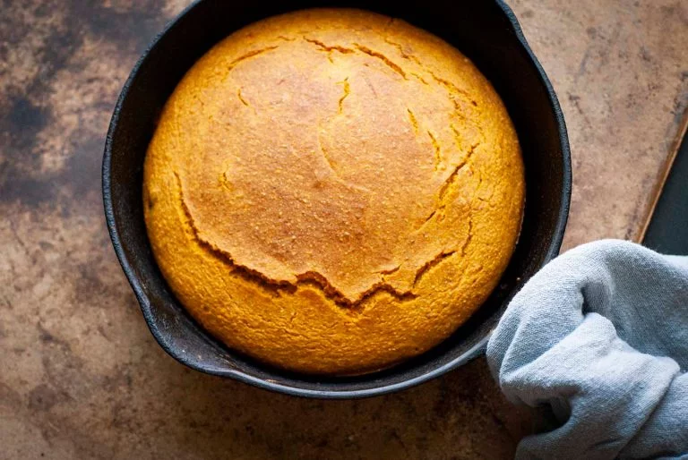 Pumpkin chipotle cornbread