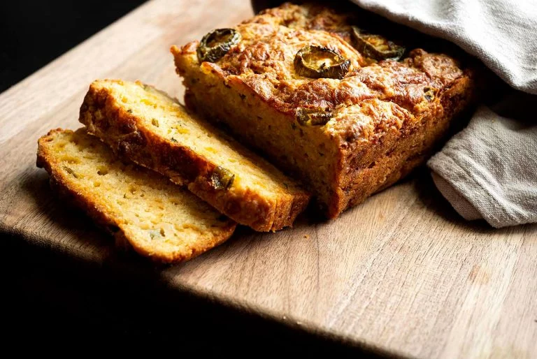 Jalapeño-Cheddar beer bread