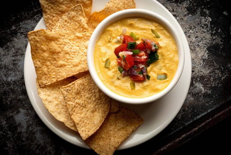 Vegan queso