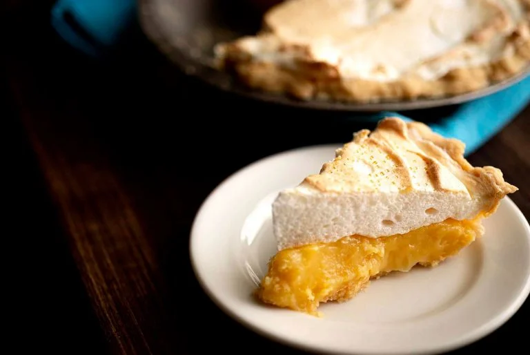 Texas grapefruit meringue pie