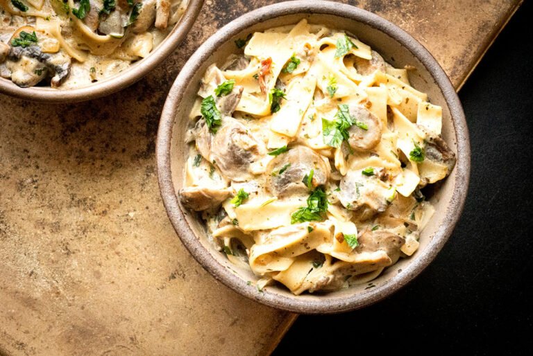 Mushroom stroganoff